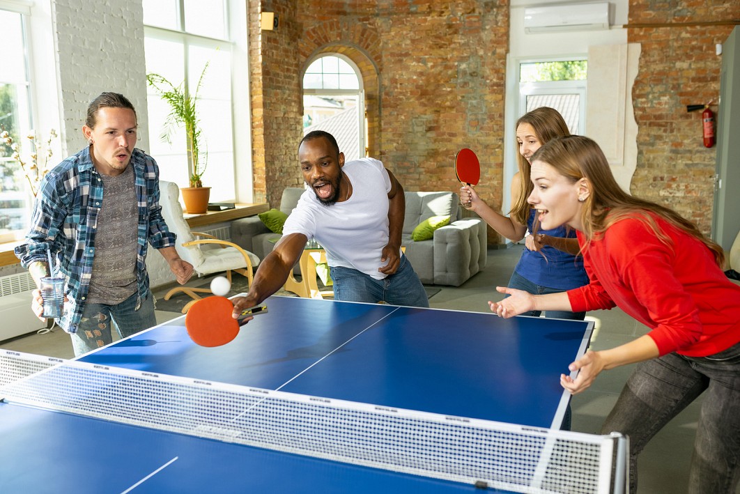 <strong>Table</strong> Tennis